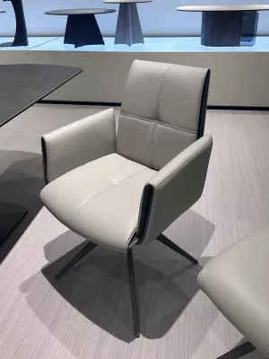 Стул СТИГ (STIG) 360 град. поворот.  HF017-11 / HF017-12 Бежевый, экокожа / Черный каркас, ®DISAUR