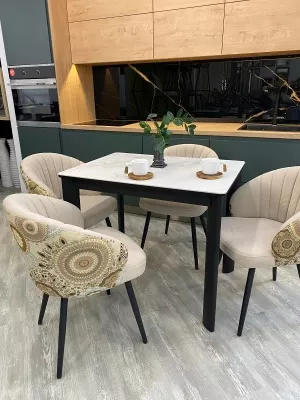 Стол ТЕТ-А-ТЕТ 120  Белый мрамор, керамика / Черный каркас М-City