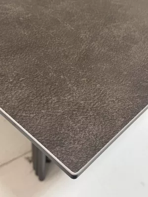 Стол RAGNAR 180 1697 Коричневая кожа,Торцевая раскладка, керамика / Темно-серый каркас, ®DISAUR