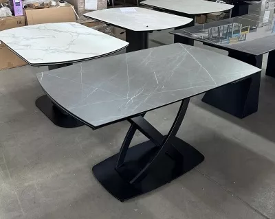 Стол FOGGIA 140 KL-136 Серый мрамор матовый, итальянская керамика/ черный каркас, ®DISAUR
