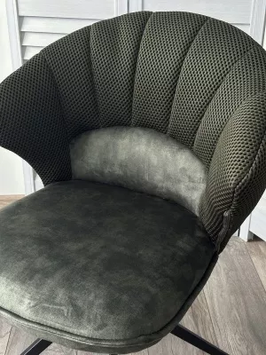 Стул ASTRA 360 град. поворот Зеленый Sonic 77 ткань / 7525-156 велюр / черный каркас, ®DISAUR