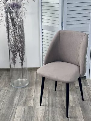 Стул ПЬЕР цвет Marseille-16 Капучино, велюр / Черный каркас