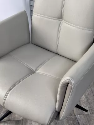 Стул СТИГ (STIG) 360 град. поворот.  HF017-11 / HF017-12 Бежевый, экокожа / Черный каркас, ®DISAUR