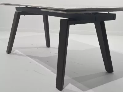 Стол BETIS 180 MATTE GILDED WHITE SOLID CERAMIC / Орех, ®DISAUR