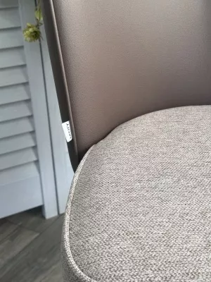 Стул МОНЕ ROVENA BISCUT ткань / ORAKUL 290 экокожа / Черный каркас M-City