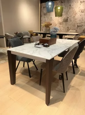 Стол ESMIR 160 MATTE ARABESCATO SOLID CERAMIC/ орех, ®DISAUR